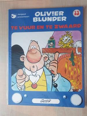 Olivier Blunder - te vuur en te zwaard - SC - 1e druk - 1980