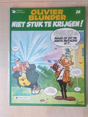 Olivier Blunder - niet stuk te krijgen - SC - 1e druk - 1984