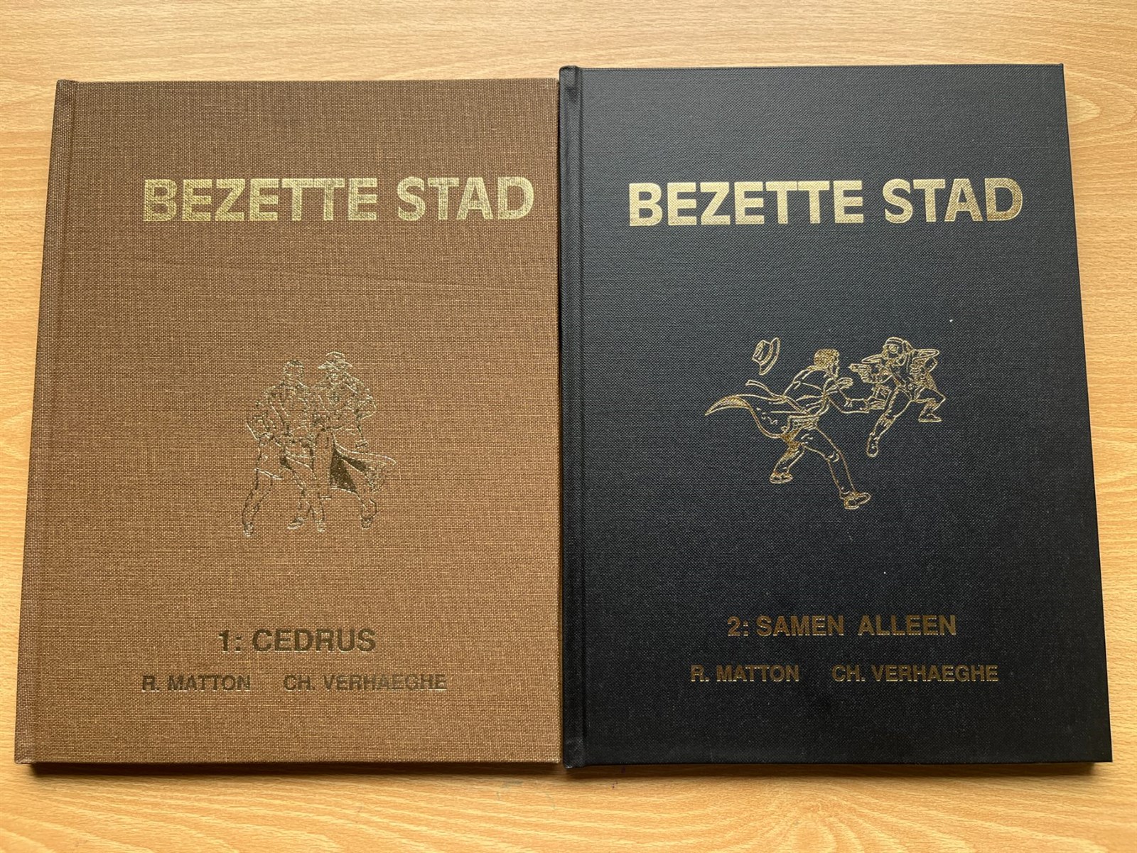 Bezette stad 1 en 2 - Cedrus en Samen alleen - Linnen Hc - 2 albums - 1993