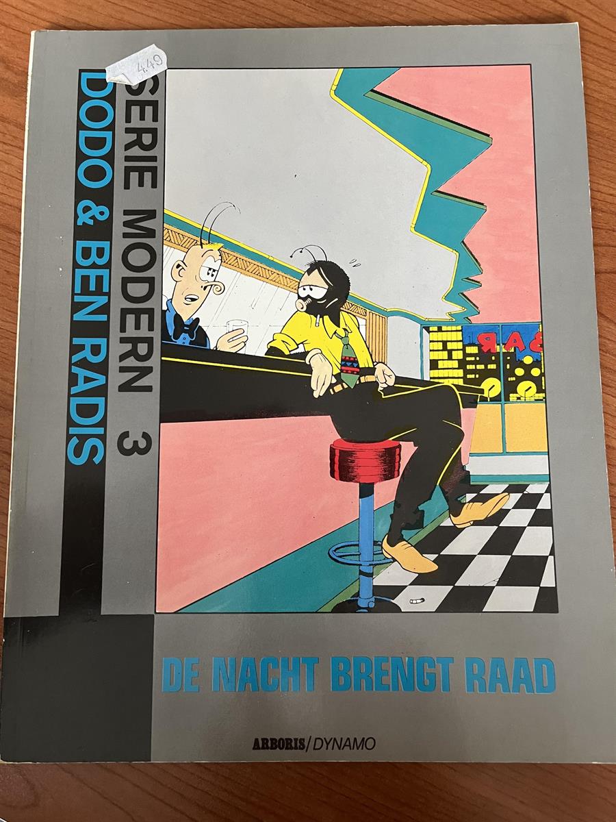 Serie Modern - Nr 3 - De nacht brengt raad - 1ste druk 1985 - SC
